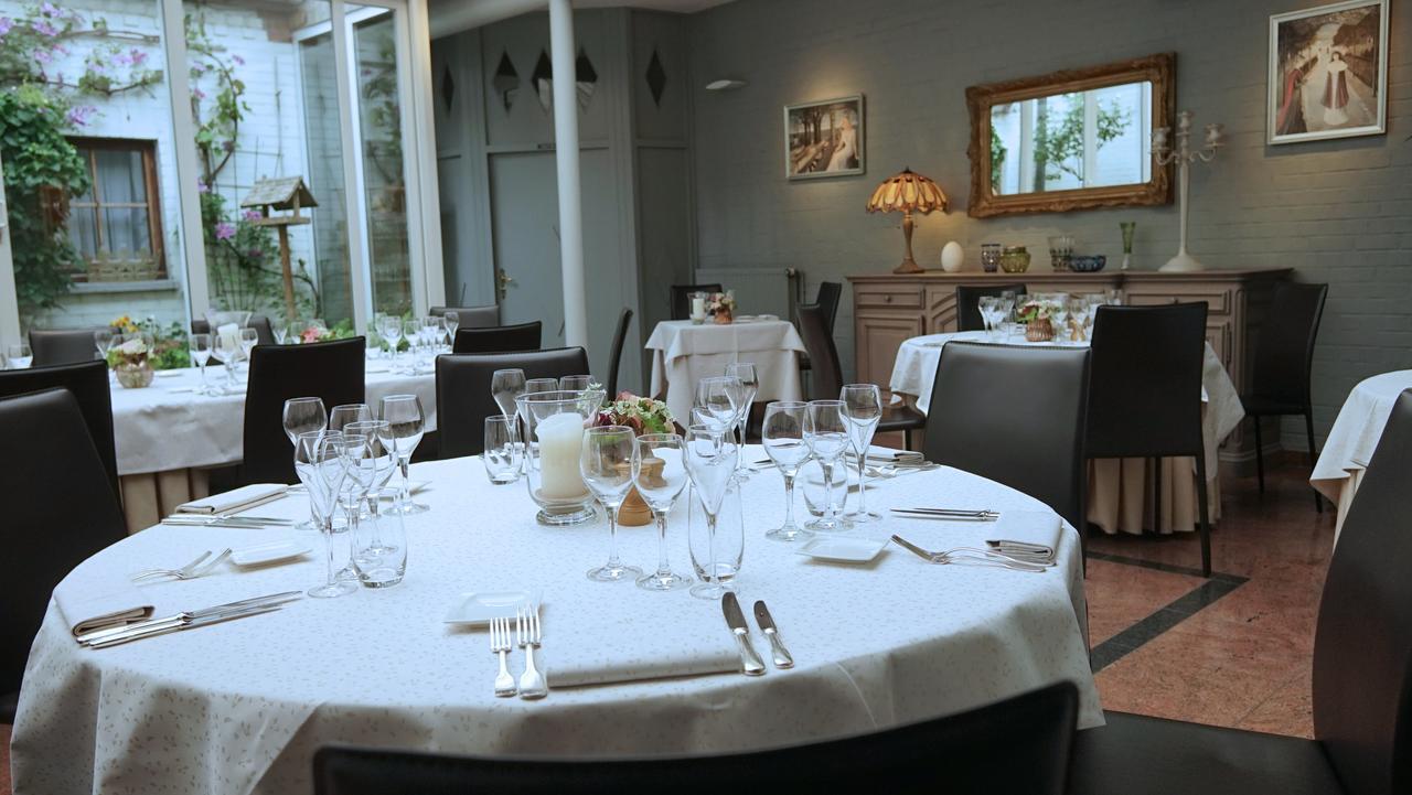 Hotel Croonhof Veurne Buitenkant foto
