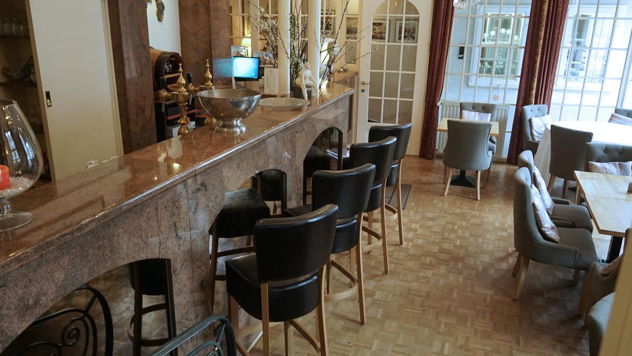 Hotel Croonhof Veurne Buitenkant foto