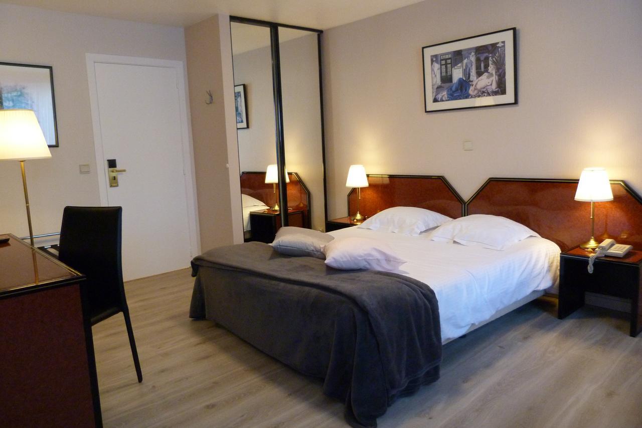 Hotel Croonhof Veurne Buitenkant foto
