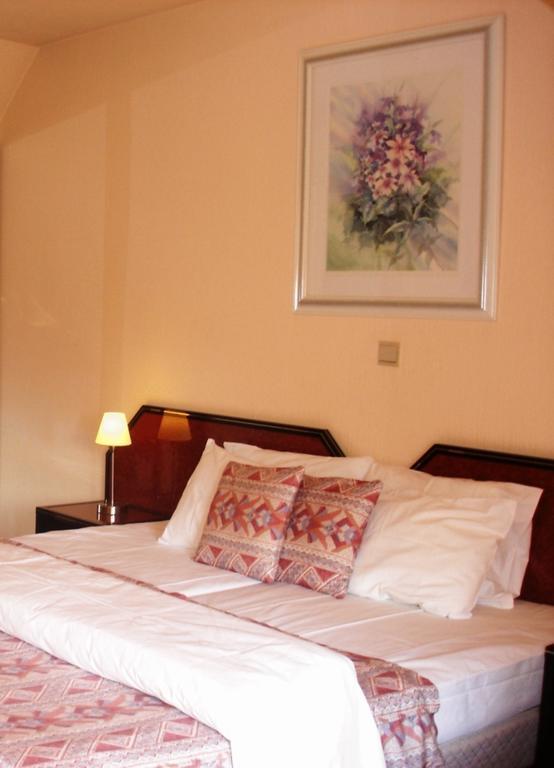 Hotel Croonhof Veurne Kamer foto